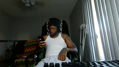 IXMCOUPLE444 online show from April 11, 1:32 am