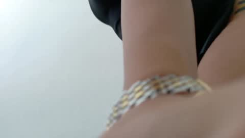 Lily Marie online show from September 27, 7:30 pm