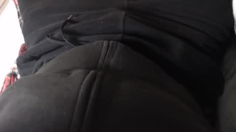 Snapshot of thejerk1974 chatting on November 3, 5:25 pm Liam online show from November 3, 5:25 pm