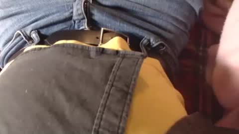 Snapshot of thejerk1974 chatting on December 2, 10:38 pm Liam online show from December 2, 10:38 pm