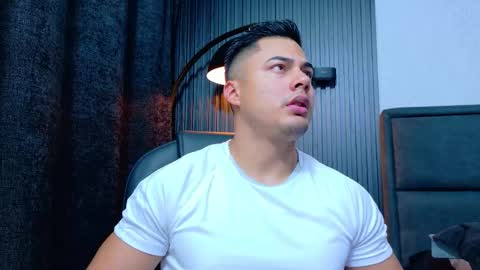 thekingerick online show from February 12, 4:29 am