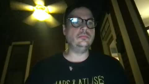 Snapshot of thel0stboybigcock chatting on July 4, 7:47 am thel0stboybigcock online show from July 4, 7:47 am