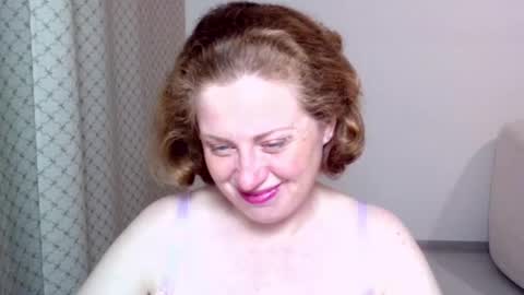 Ella online show from November 2, 9:50 pm