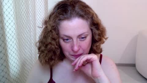 Ella online show from February 22, 8:46 am