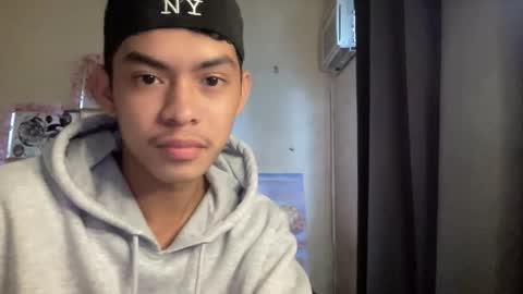 thelifeof_johnpol online show from March 2, 12:13 am