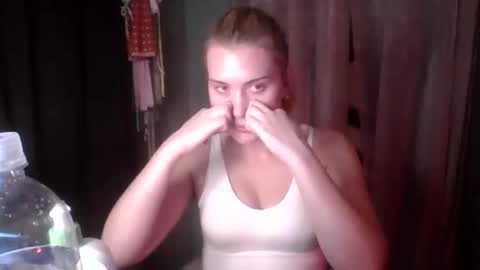 Little Bambii online show from January 14, 3:34 am