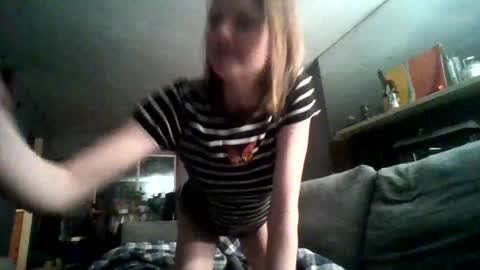 lovecreep online show from January 28, 7:22 am