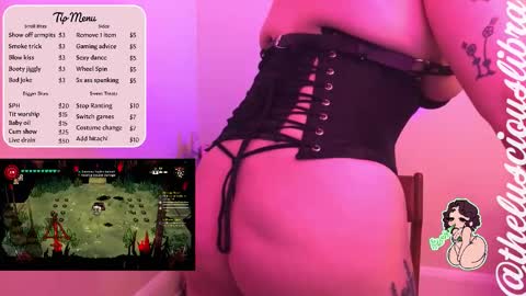 Snapshot of thelusciouslibra chatting on October 27, 8:46 pm thelusciouslibra online show from October 27, 8:46 pm