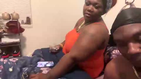 them1616 online show from October 5, 2:21 am