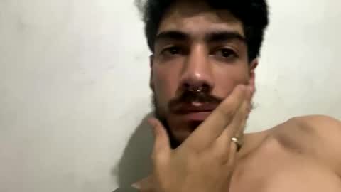 themarttinguyyy online show from December 5, 3:04 am