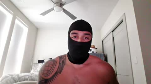 Snapshot of themaskedbull chatting on July 9, 7:07 pm Themaskedbull online show from July 9, 7:07 pm