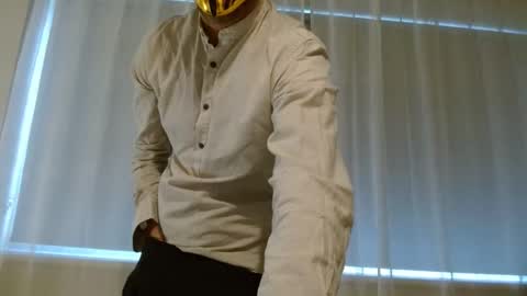 The Masked Londoner online show from February 1, 11:20 am