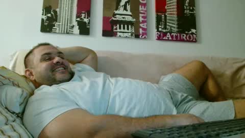 Snapshot of themastercomander chatting on December 28, 5:03 pm Big Alpha Daddy Master online show from December 28, 5:03 pm