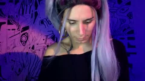 Lucy Lucy online show from January 8, 1:11 am