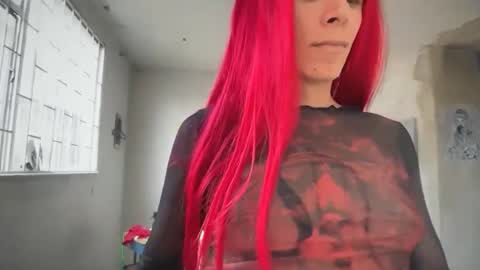 Lucy Lucy online show from April 6, 9:27 pm