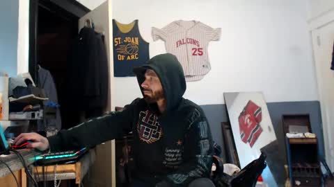 Snapshot of themechanic_ chatting on February 7, 5:18 pm sledge online show from February 7, 5:18 pm