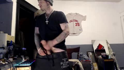 Snapshot of themechanic_ chatting on February 27, 1:17 pm sledge online show from February 27, 1:17 pm