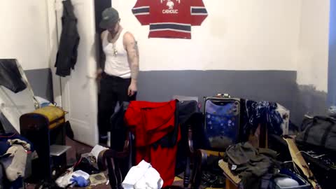 Snapshot of themechanic_ chatting on March 5, 9:15 pm sledge online show from March 5, 9:15 pm