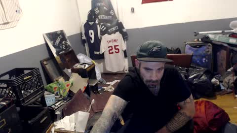 Snapshot of themechanic_ chatting on March 10, 10:24 pm sledge online show from March 10, 10:24 pm