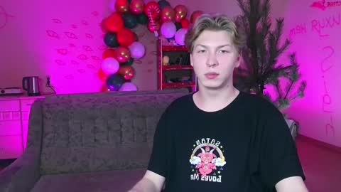 Sever online show from January 4, 4:54 pm