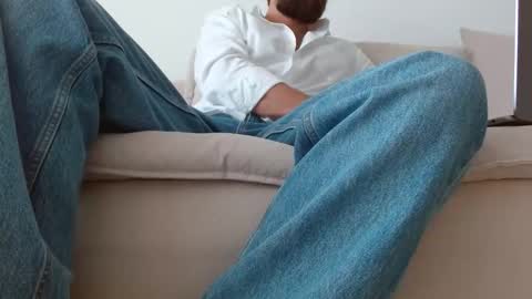 TheMonarchGoat online show from September 9, 6:35 am