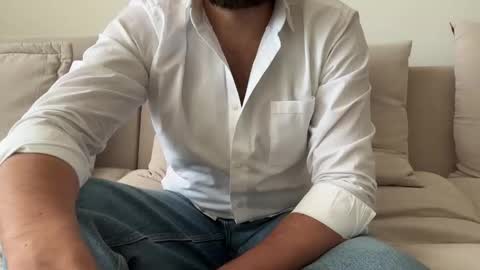 TheMonarchGoat online show from October 23, 9:41 am