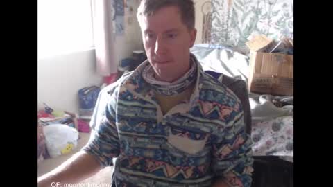 Daisy and Tim online show from November 18, 6:45 pm