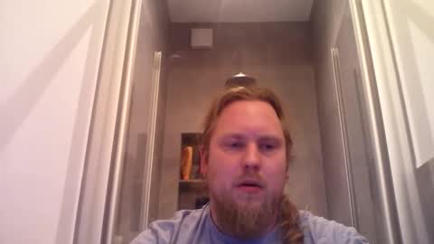 thenewdude1992 online show from January 7, 6:43 pm