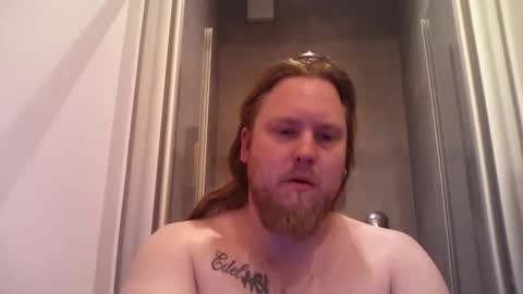 thenewdude1992 online show from April 6, 4:08 pm