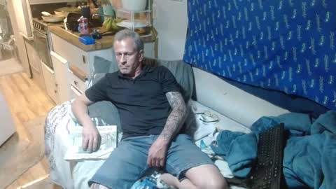 theoneyouwanttwofuck online show from March 11, 4:21 am