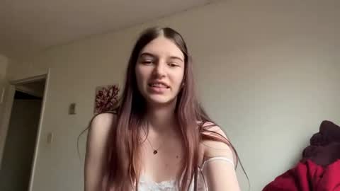 Snapshot of theonlyastrid chatting on June 9, 10:21 pm Astrid online show from June 9, 10:21 pm