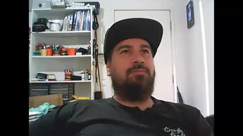 aussiebeard online show from February 5, 1:26 am