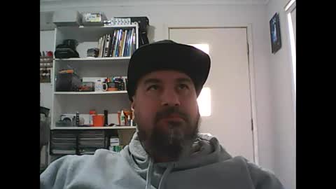 aussiebeard online show from September 24, 1:53 am