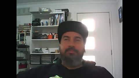 Snapshot of theozbeardguy chatting on May 12, 1:25 am aussiebeard online show from May 12, 1:25 am