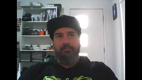 Snapshot of theozbeardguy chatting on May 13, 1:03 am aussiebeard online show from May 13, 1:03 am