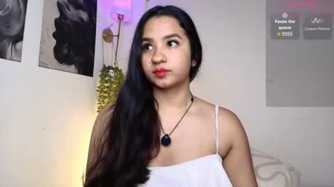 Snapshot of thepeach_ chatting on July 25, 7:22 pm thepeach_ online show from July 25, 7:22 pm