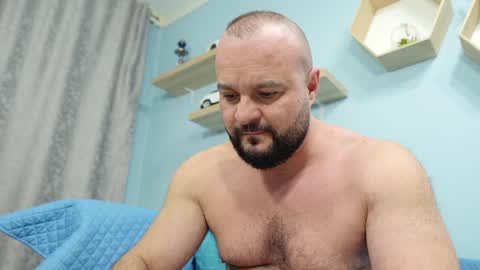 Chris online show from February 7, 1:53 pm