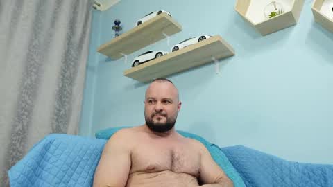 Chris online show from February 15, 7:06 pm