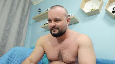 Chris online show from February 18, 6:59 am