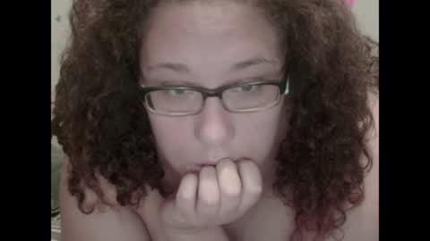 Amelia online show from April 5, 5:10 pm