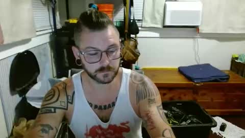 Snapshot of thequantumcertainty chatting on March 30, 7:53 am thequantumcertainty online show from March 30, 7:53 am