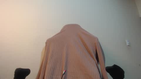 Santiago Enrique online show from December 8, 5:39 am