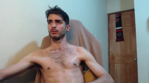 Santiago Enrique online show from September 19, 4:47 am