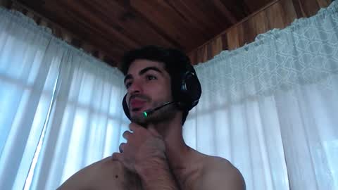 Santiago Enrique online show from December 20, 9:55 pm