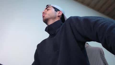 Santiago Enrique online show from March 6, 5:04 am