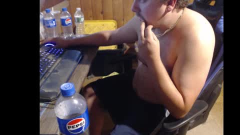 Snapshot of therealbigcheese0695 chatting on September 29, 9:08 pm therealbigcheese0695 online show from September 29, 9:08 pm