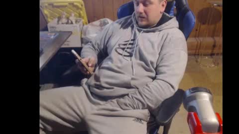 Snapshot of therealbigcheese0695 chatting on November 20, 4:51 pm therealbigcheese0695 online show from November 20, 4:51 pm