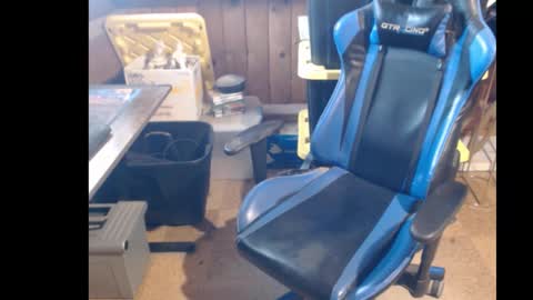 Snapshot of therealbigcheese0695 chatting on February 28, 6:53 pm therealbigcheese0695 online show from February 28, 6:53 pm