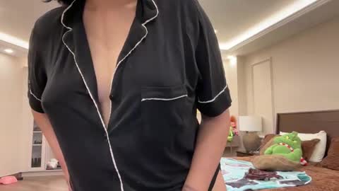 therealcamilabaddie online show from September 29, 10:25 pm