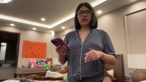 therealcamilabaddie online show from October 7, 3:04 am